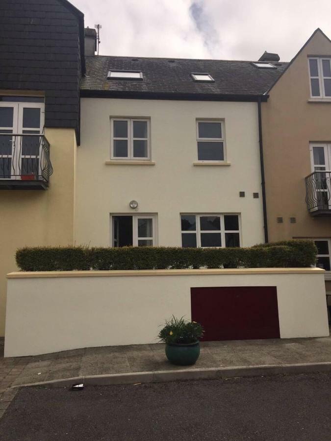 Modern Home In The Heart Of Rosscarbery Village Exterior photo